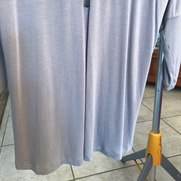 Women’s Top - Picture 5 of 5